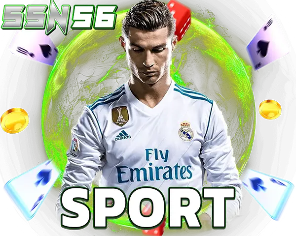 SSN56 SPORT นักฟุตบอลเสื้อขาว ล้อมด้วยไพ่และลูกเต๋า พื้นหลังเขียว